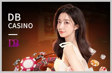 Dealer người thật đang chia bài tại sòng bạc trực tuyến GD365